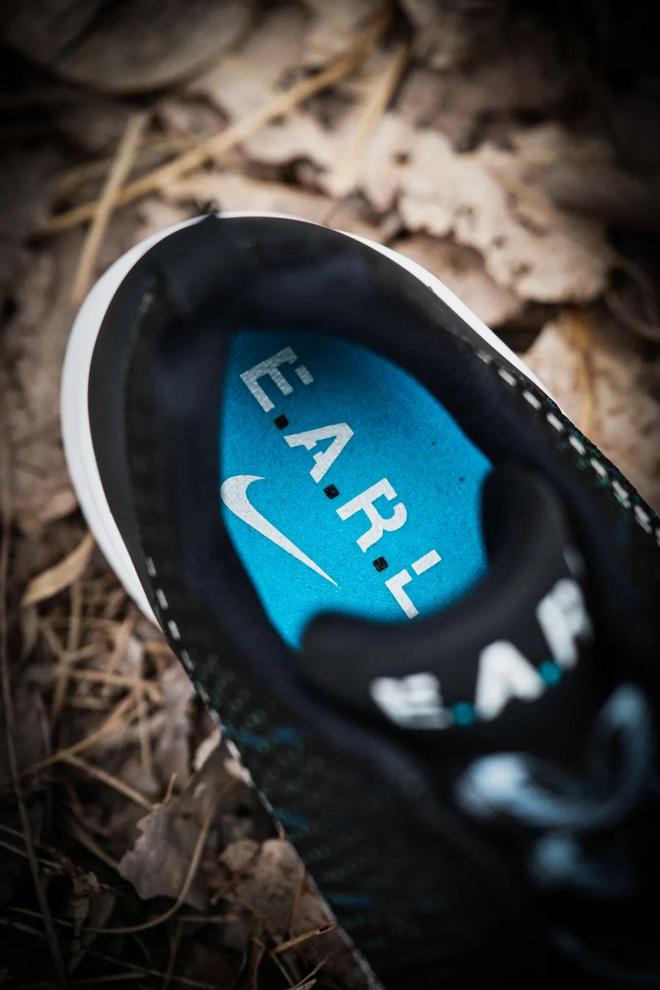 HyperAdapt 10j9平台时代的眼泪？Nike(图2)