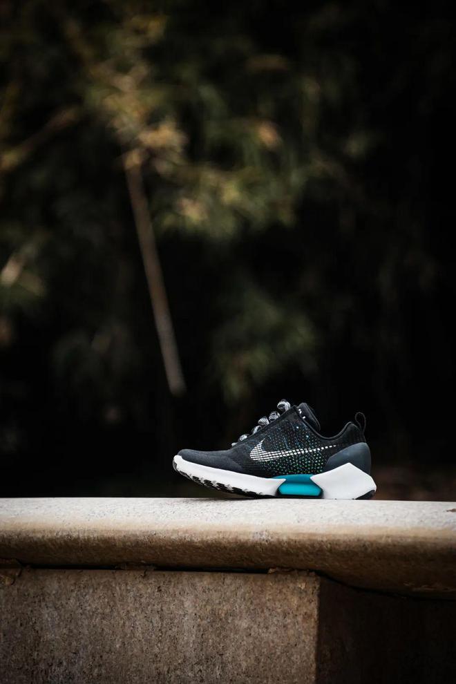HyperAdapt 10j9平台时代的眼泪？Nike(图6)