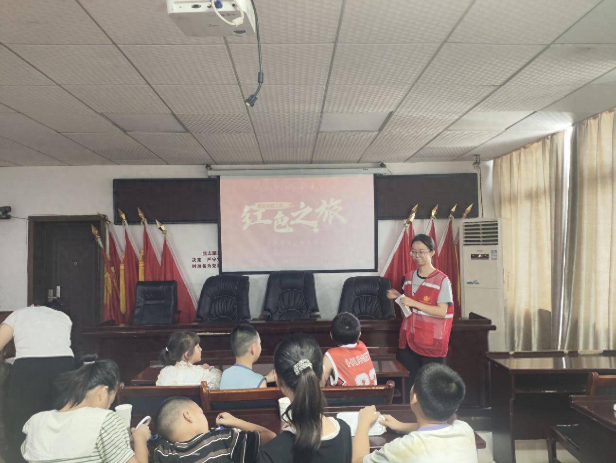 编织革命草鞋传承爱国情怀j9九游会真人游戏第一(图2)