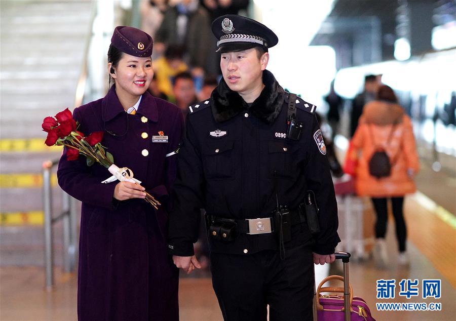 魅力风采专业镜头表现力十足诠释高级质感j9国际站METCN模特叶贤展现时尚(图1)